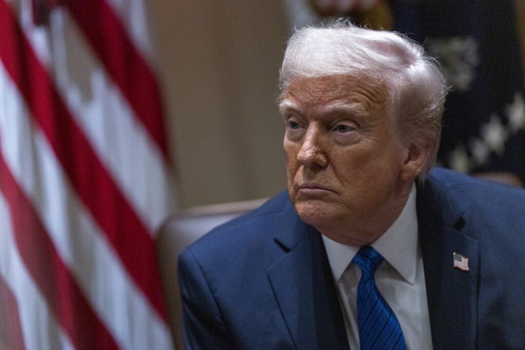 AFP | El dilema de Trump: intervenir o no en Irán - AlbertoNews