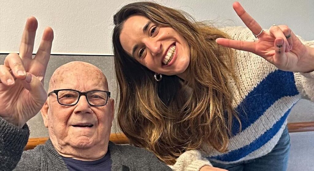 Adopta Un Abuelo, la app con un millón de voluntarios, lanza un SOS para evitar su cierre