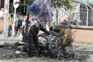 Al menos un muerto y nueve heridos por explosión de bombas en la ciudad colombiana de Cali