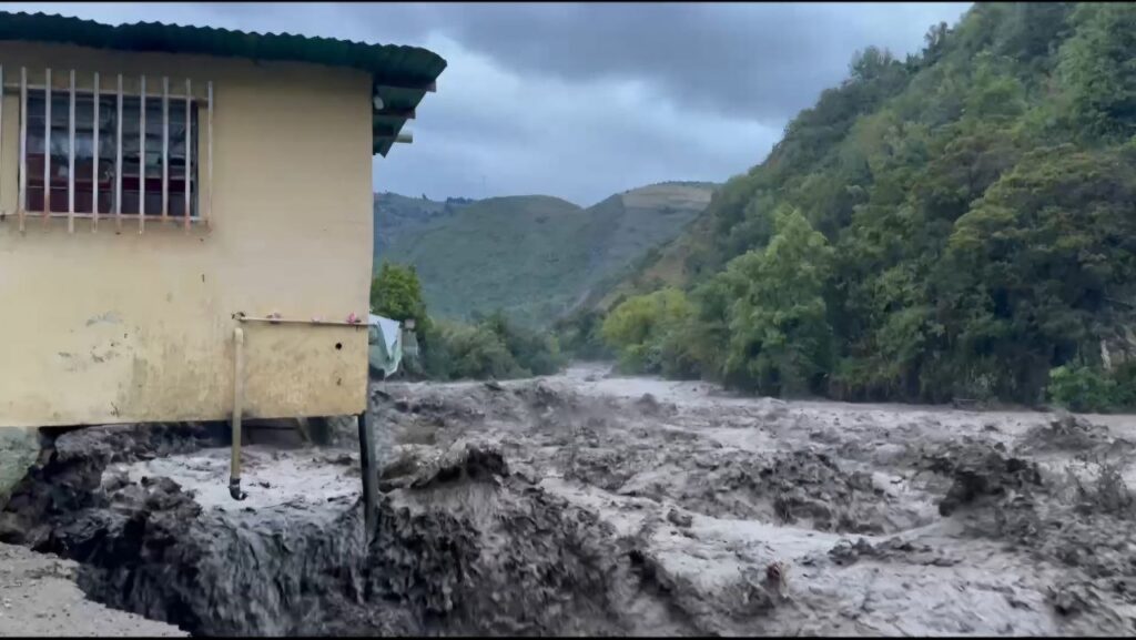 Alcalde de Urdaneta confirmó un desaparecido y al menos 98 damnificados por las lluvias en Trujillo