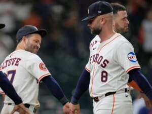Altuve duplicó en la paliza de Houston a Chicago