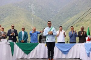 Arnaldo Sánchez es el primer chavista en juramentarse como gobernador tras el 25 de mayo