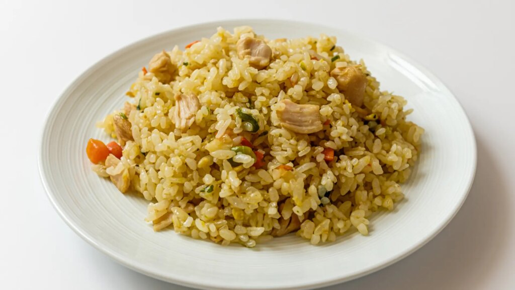 Arroz de menudillos de pollo, una receta divertida y con ingredientes baratos