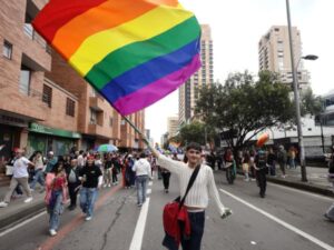 Así se llevaron a cabo las marchas por el orgullo LGBTIQ+ en Bogotá | Regiones | Economía