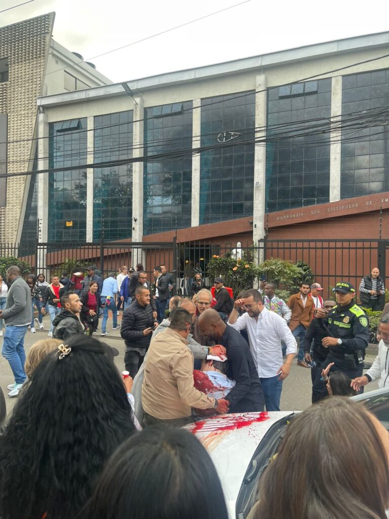Atentaron contra el senador y candidato presidencial Miguel Uribe