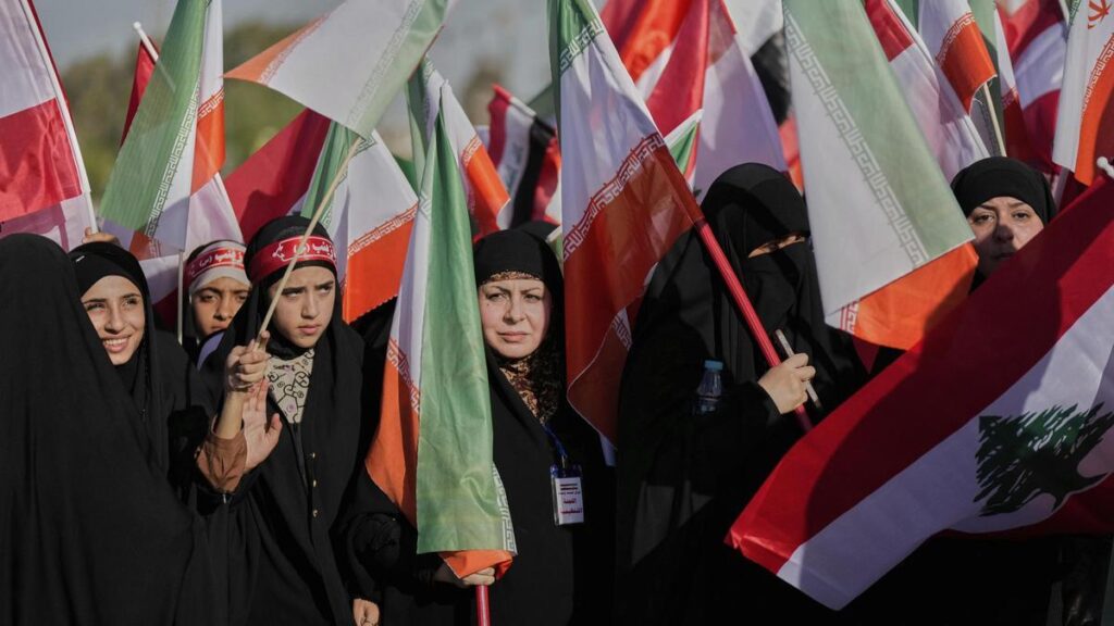 Una concentración en Irak de apoyo a Irán tras el estallido del conflicto con Israel.