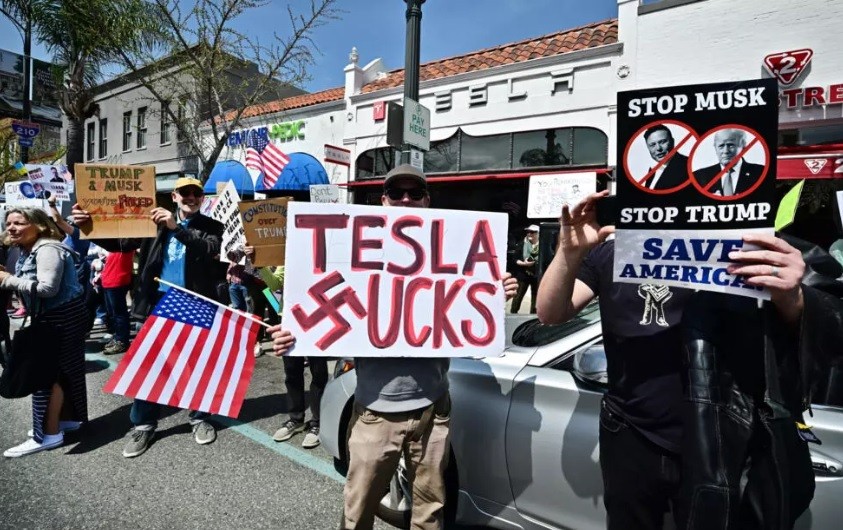 Boicot a Elon Musk: las ventas de Tesla en Francia se desplomaron un 67 % en mayo - AlbertoNews