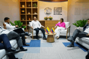 Cancilleres de Venezuela y Colombia se reúnen para discutir "Zona Económica binacional"