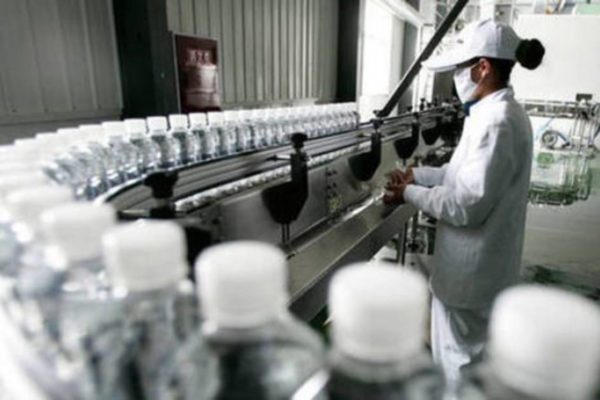 Capacidad operativa de la industria del envase cayó 6% en primer semestre de 2025