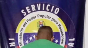 Capturan a profesor por presunto abuso sexual a estudiante