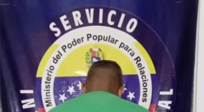 Capturan a profesor por presunto abuso sexual a estudiante