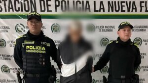 Cayó terror de tiendas de Cali por robos: entraba con casco, pero el mismo atuendo en cada hurto lo delató