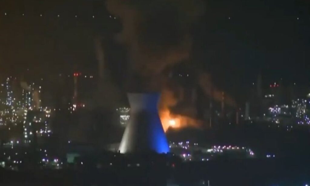 Central eléctrica israelí, alcanzada por misiles de Irán (Video) - AlbertoNews