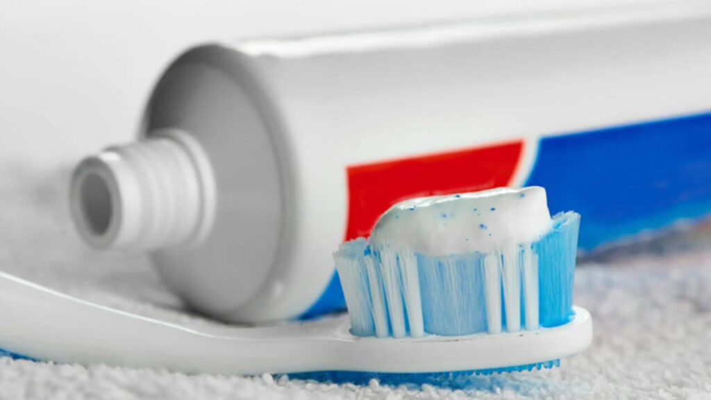 Chavismo prohíbe esta pasta dental por riesgo toxicológico