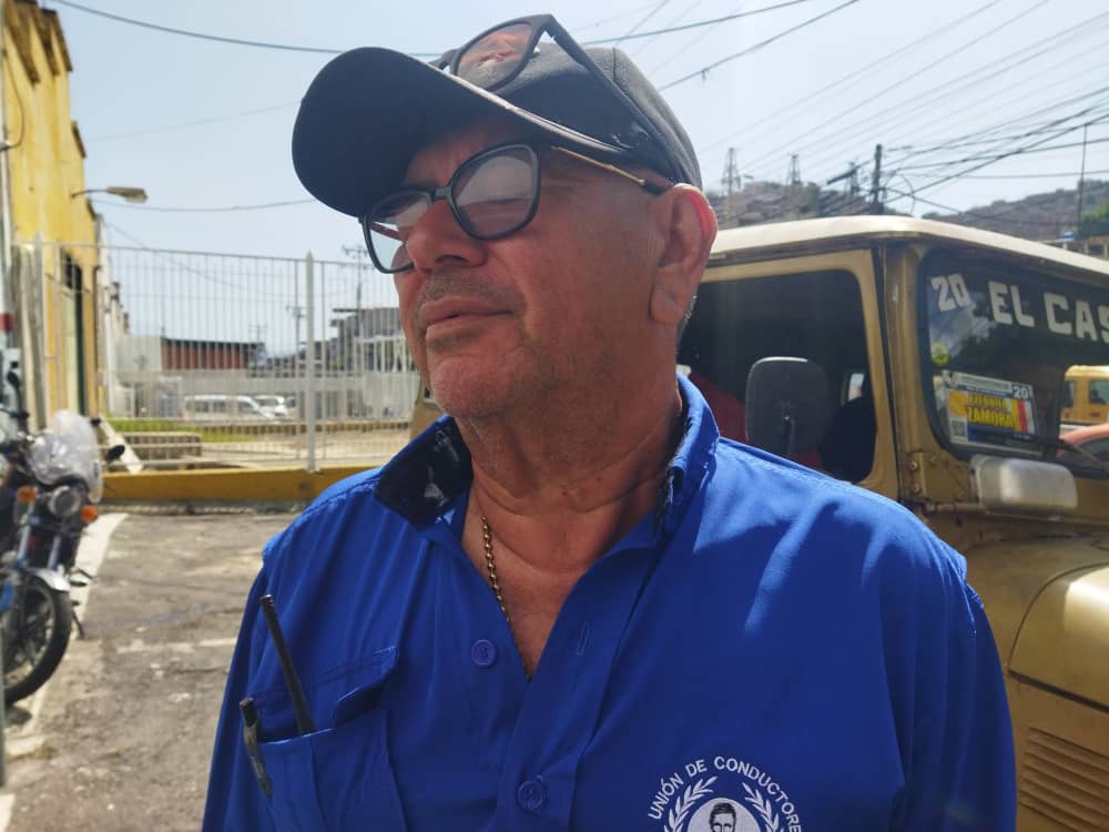 Choferes exigen modernizar formas de pago para evitar los conflictos