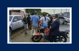 Colisión entre Camry y pick up Mazda en la Av. Rotaria deja un menor de edad lesionado
