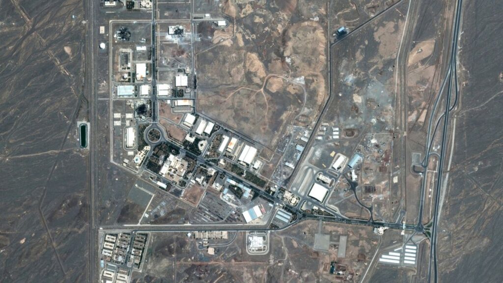 Cómo fue el ataque de EEUU a las tres instalaciones nucleares en Irán
