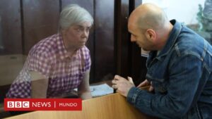 Cómo la tradición soviética de los informantes ha resurgido en Rusia desde la invasión de Ucrania
