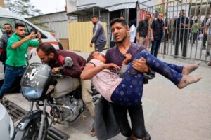 Crisis humanitaria en Gaza: la OMS advirtió que los dos principales hospitales podrían quedar inoperativos - AlbertoNews