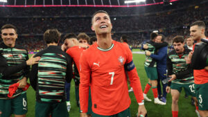 Cristiano Ronaldo revela en qué equipo jugará la próxima temporada - AlbertoNews