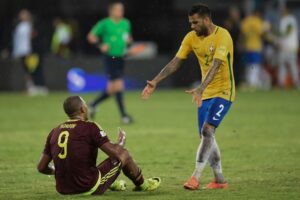 Dani Alves mandó sentido mensaje para Venezuela con un guiño a la Vinotinto (FOTO)