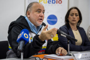 Defensoría del Pueblo de Venezuela pide "unión mundial" para liberar a presos en El Salvador - AlbertoNews
