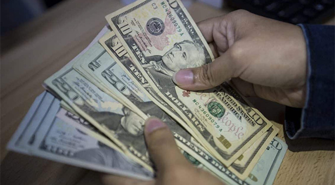 Depósitos en divisas representan 37,78% de las captaciones bancarias