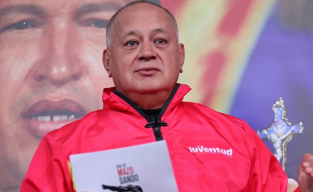 Diosdado Cabello asegura que María Corina Machado planea atacar con explosivos un templo judío en Caracas