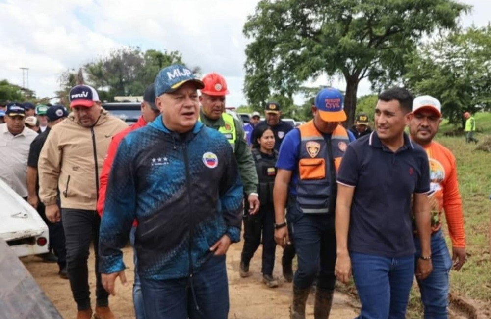 Diosdado Cabello estima 60 días para reconstruir el puente colapsado por las lluvias en Portuguesa