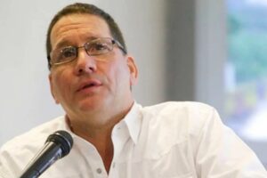 Diputado Faría: "es una estafa a la población" usar el euro a tasa BCV para referenciar precios
