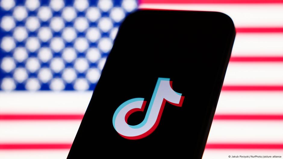 Donald Trump prorroga otros 90 días plazo de venta de TikTok – DW – 19/06/2025