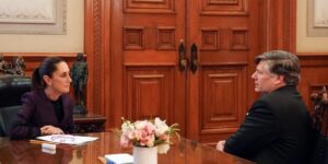 EE.UU. presiona a la presidenta de México para que sea más enérgica en la lucha contra la 'narcopolítica'