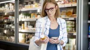 El 52% de los españoles tiene una opinión negativa de los alimentos ultraprocesados, según un informe