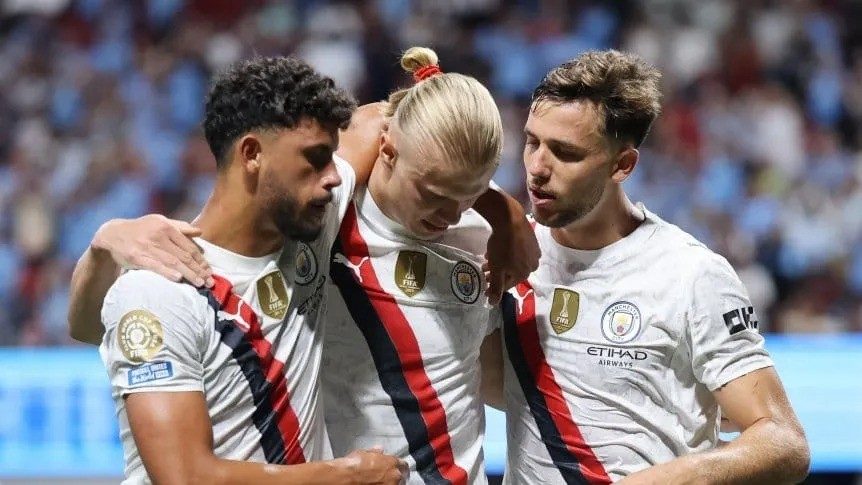 El City aseguró su pase a octavos con una goleada de escándalo