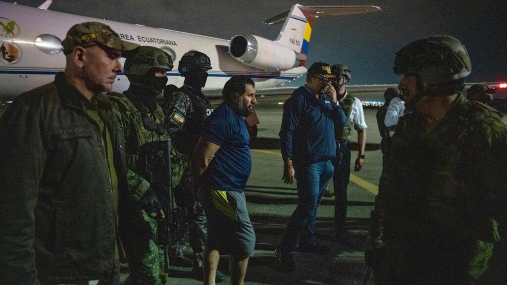 El líder criminal ecuatoriano 'Fito' vuelve a prisión casi año y medio después de su fuga