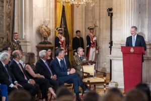 El Rey pide no "desandar el camino" y que "divisiones y conflictos" debiliten a la UE, "que nació para superarlos"