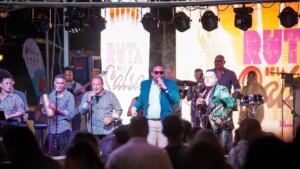 El barrio Obrero, ícono de la cultura salsera de Cali celebró 106 años de historia y presentó la Ruta de la salsa