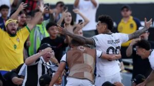 El campeón de la Champions League no pudo contra el monarca de la Libertadores