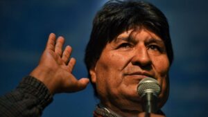 El gobierno de Bolivia denunció a Evo Morales por terrorismo en medio de protestas