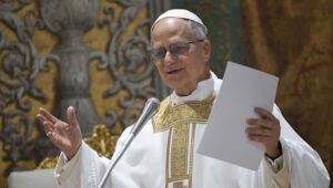 El papa León XIV pide que Secretaria de Estado no sea contaminada por «ambiciones y antagonismos»