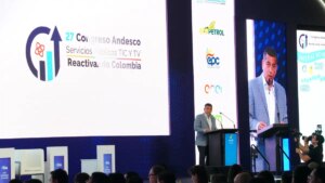 'El pueblo espera soluciones, no tintes ideológicos', pide alcalde de Cartagena en apertura de congreso