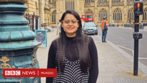 "El tráfico me salvó": la estudiante que perdió por 10 minutos el vuelo de Air India que se estrelló