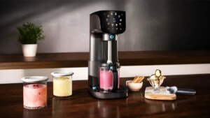 El truco para que el helado casero quede cremoso es esta heladera de Cecotec que es muy sencilla de usar