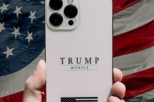 Empresa de Trump lanzará el teléfono inteligente "T1": Costará US$ 499 y funcionará con sistema operativo Android