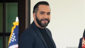 "En El Salvador no hay más ley que Bukele" – DW – 16/06/2025