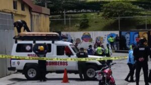 En Mérida un hombre se quitó la vida tras asesinar a una docente en una vía pública