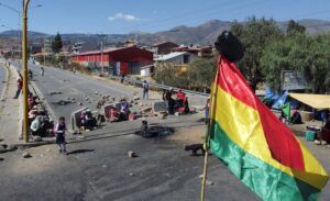 Enfrentamientos en Bolivia dejan seis muertos mientras seguidores de Evo Morales mantienen bloqueos - AlbertoNews