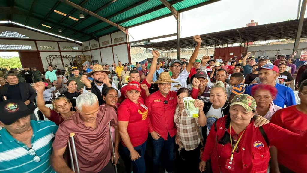 Entregan kits agrícolas en la Guayana Esequiba