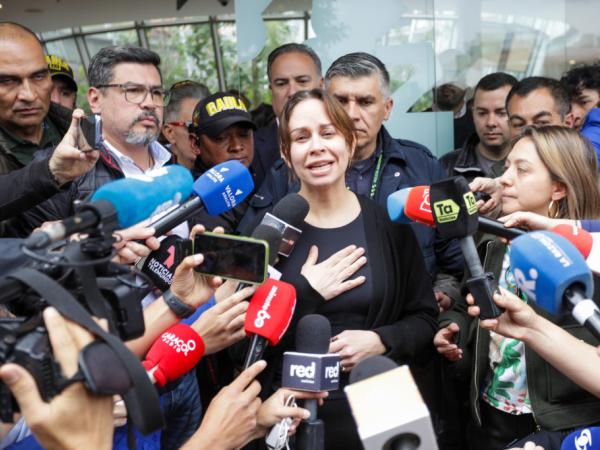 Esposa de Miguel Uribe agradece a quienes están orando por la salud del senador | Regiones | Economía
