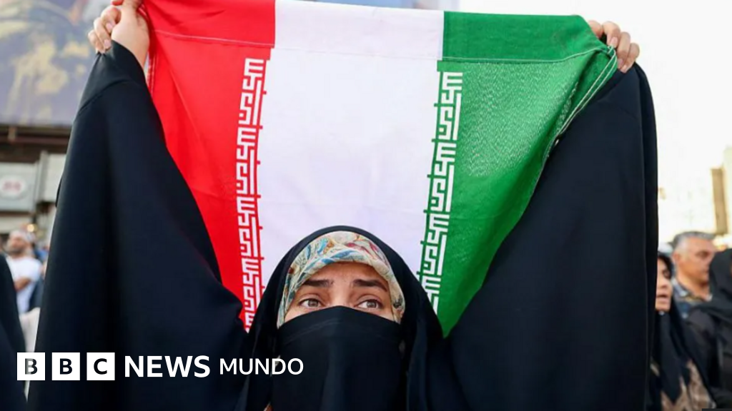 “Esta guerra es un conflicto entre 3 líderes movidos por su ideología”: el temor y la rabia de los iraníes tras el ataque de EE.UU.